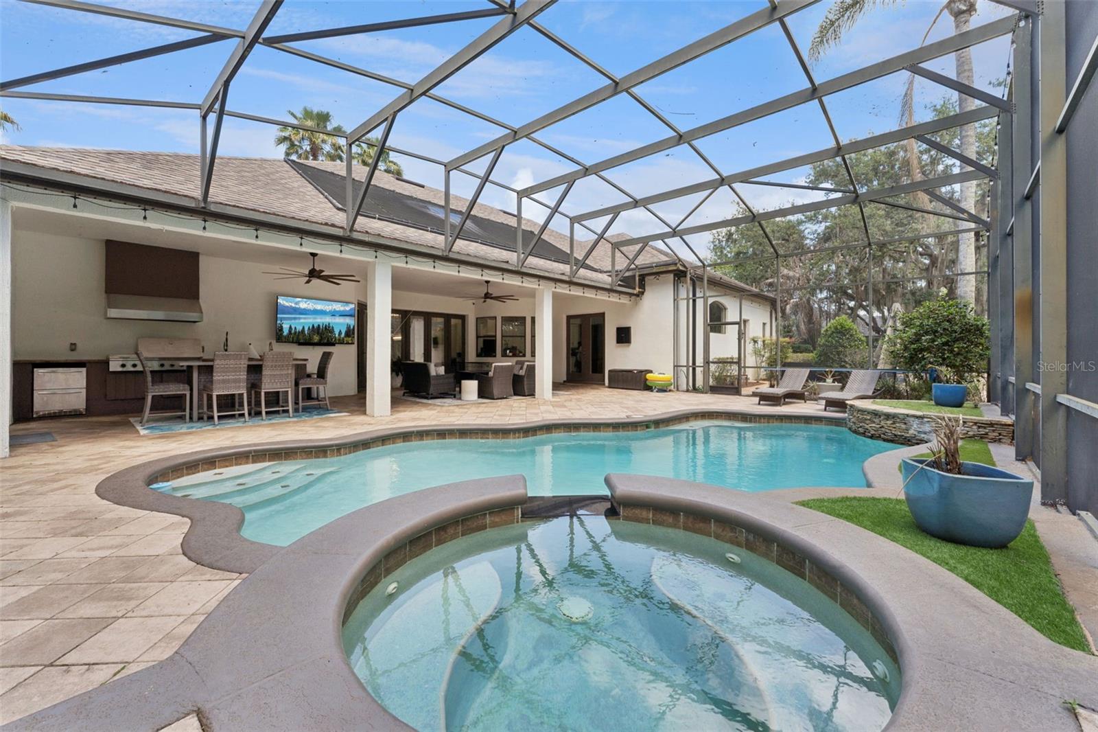 Listing photo id 43 for 773 Mills Estate Place
