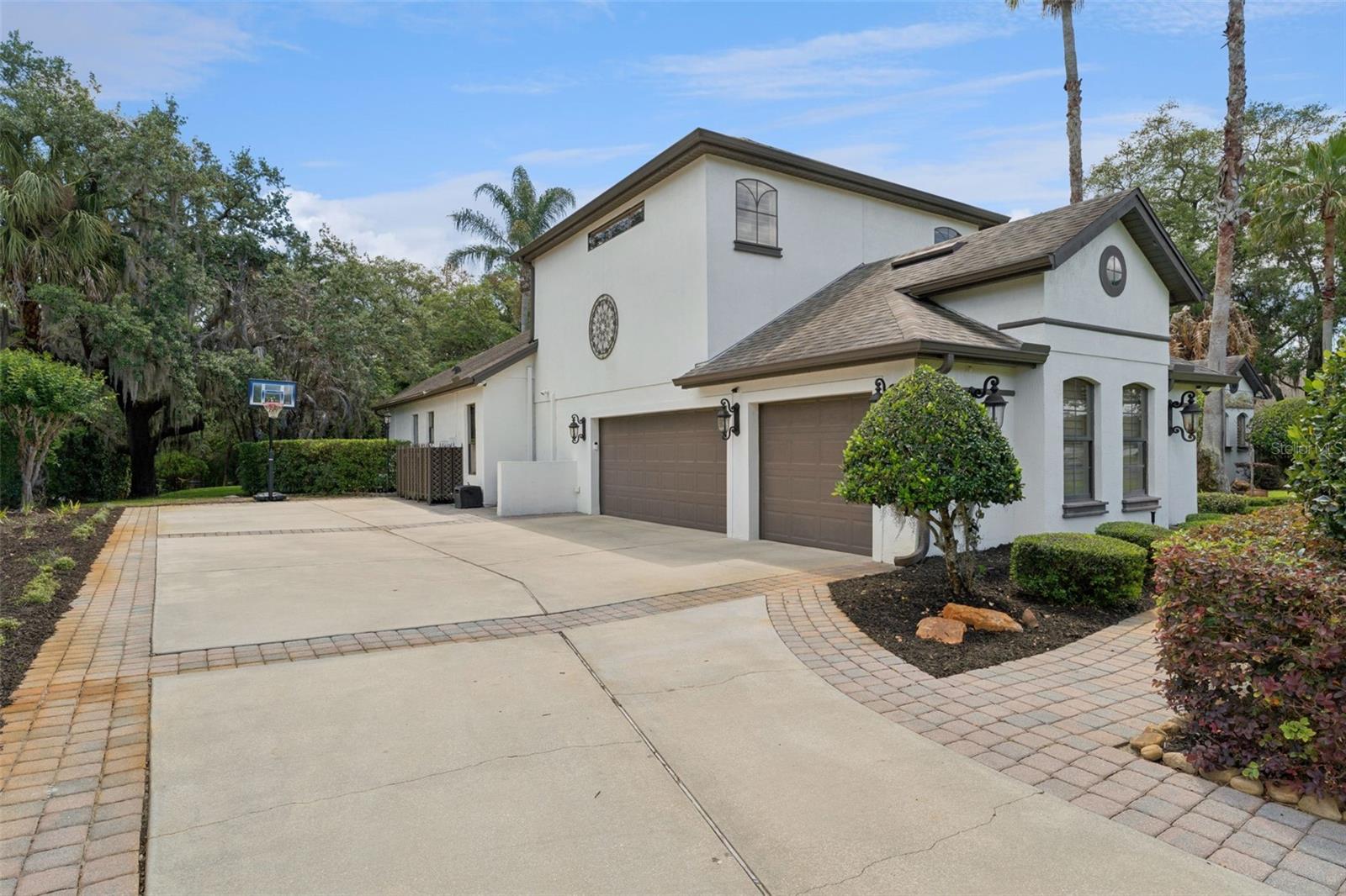 Listing photo id 49 for 773 Mills Estate Place
