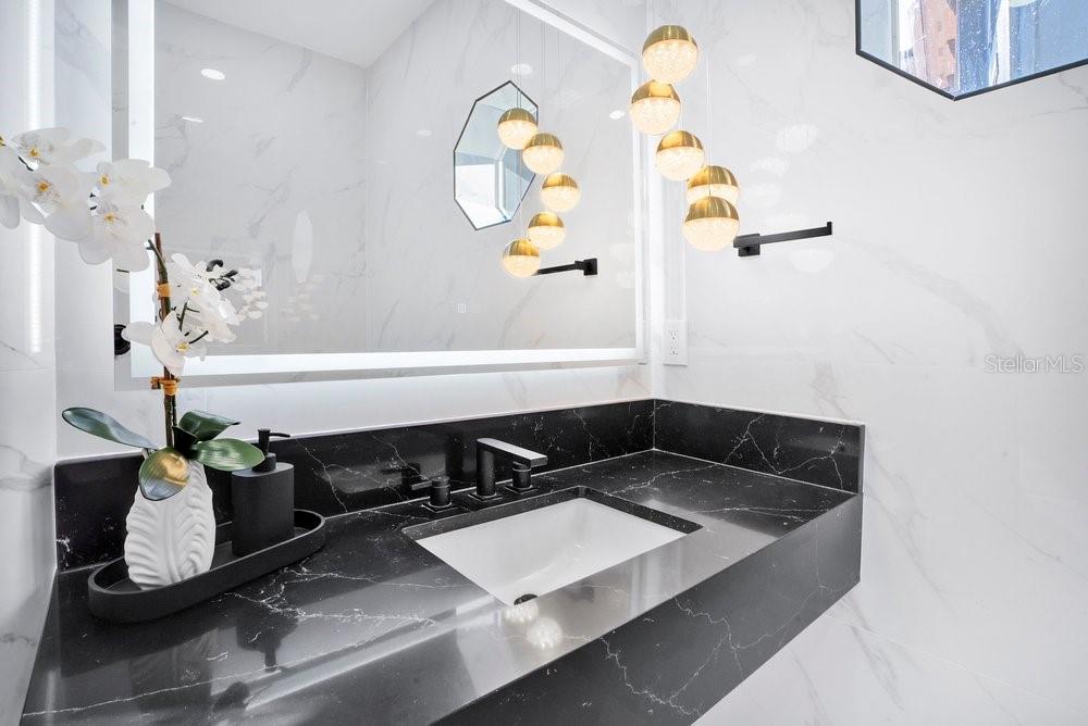 Image 14 of 96 For 8010 Firenze Boulevard