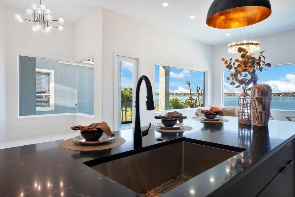 Image 18 of 96 For 8010 Firenze Boulevard