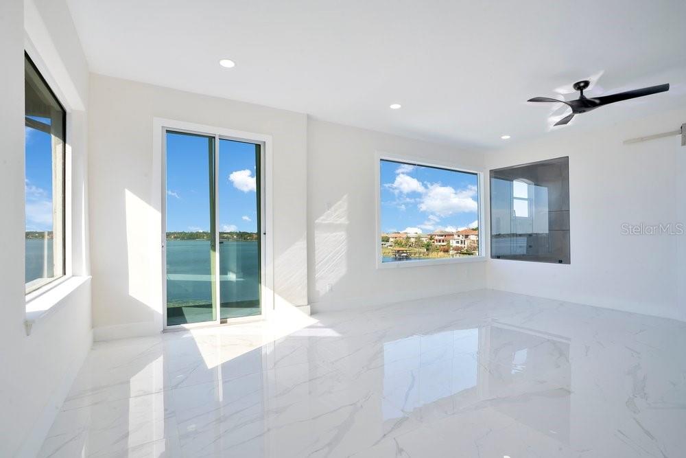 Image 44 of 96 For 8010 Firenze Boulevard