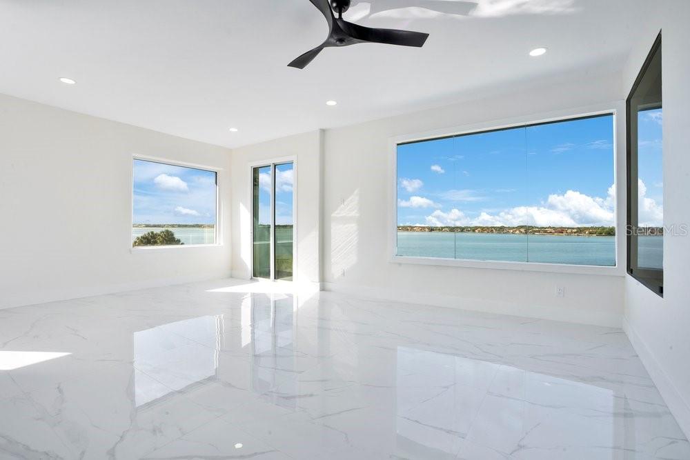 Image 46 of 96 For 8010 Firenze Boulevard