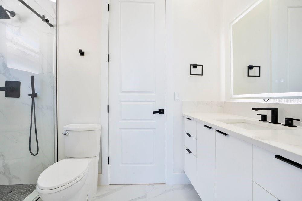 Image 54 of 96 For 8010 Firenze Boulevard