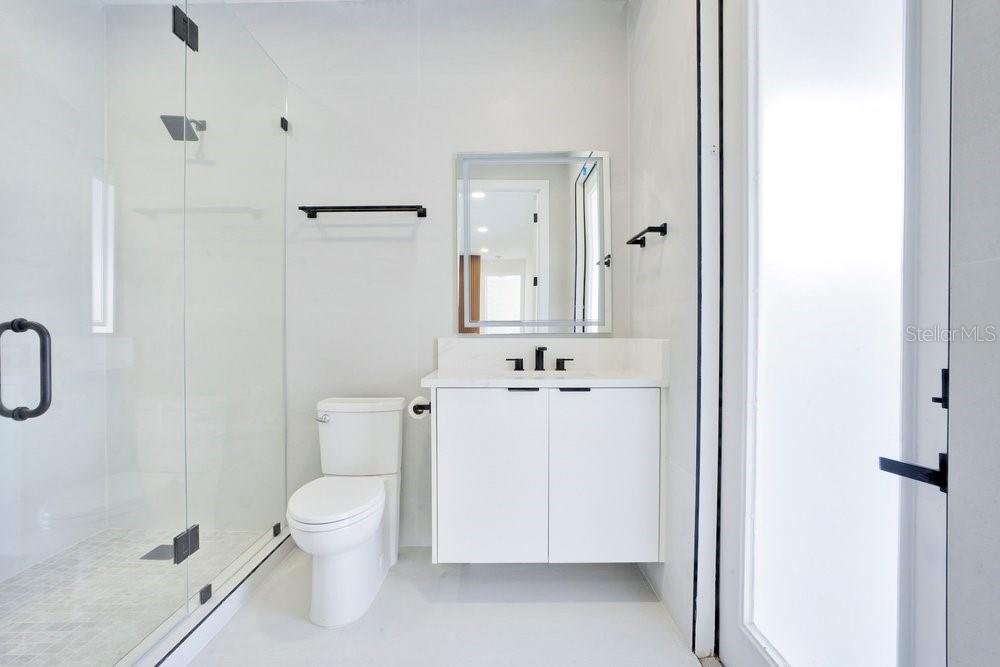 Image 65 of 96 For 8010 Firenze Boulevard