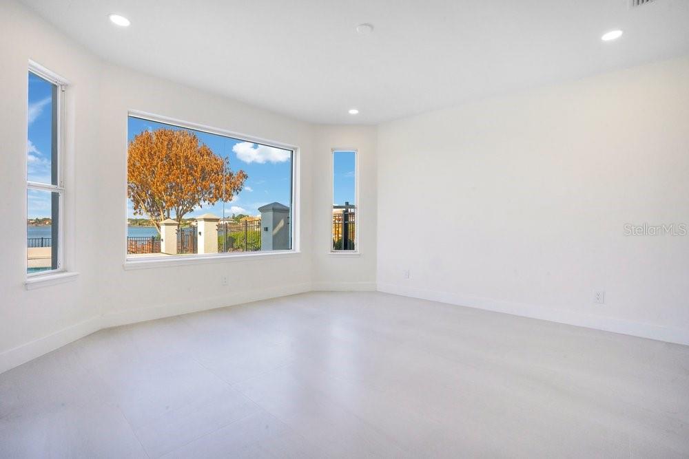 Image 70 of 96 For 8010 Firenze Boulevard