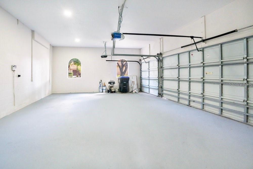 Image 73 of 96 For 8010 Firenze Boulevard