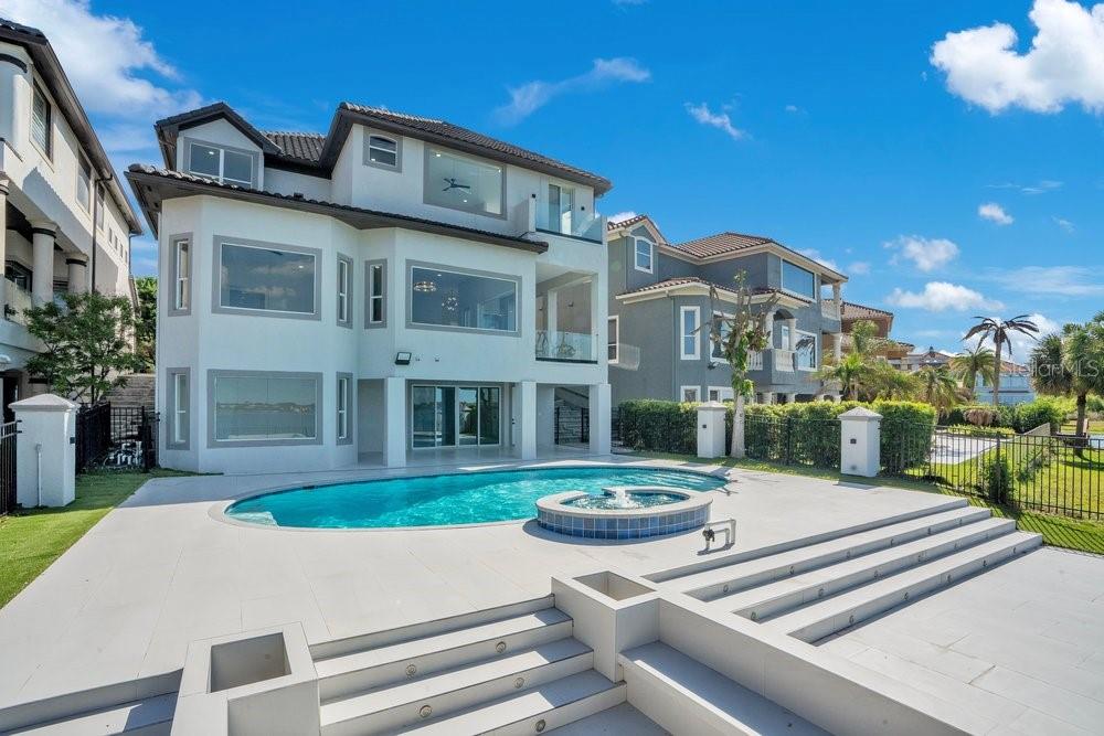 Image 79 of 96 For 8010 Firenze Boulevard