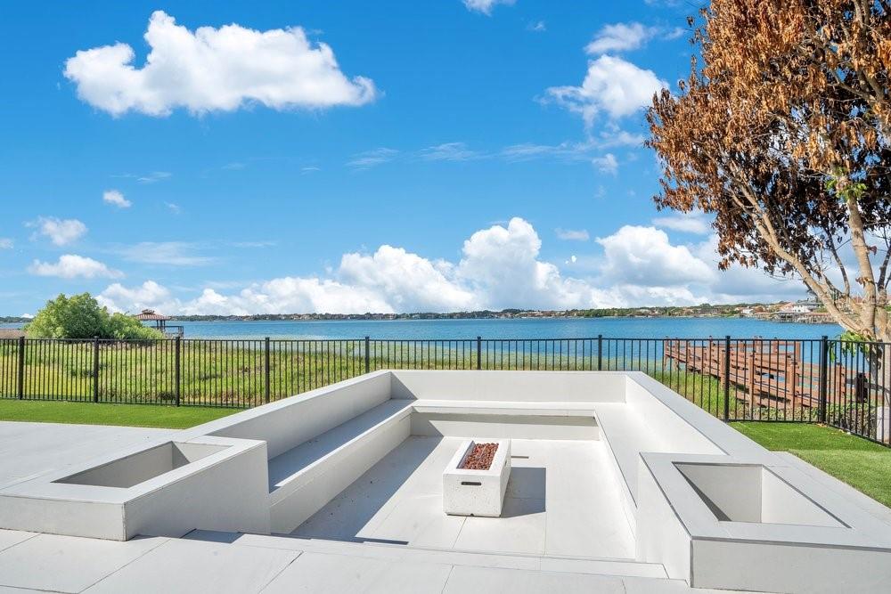 Image 81 of 96 For 8010 Firenze Boulevard