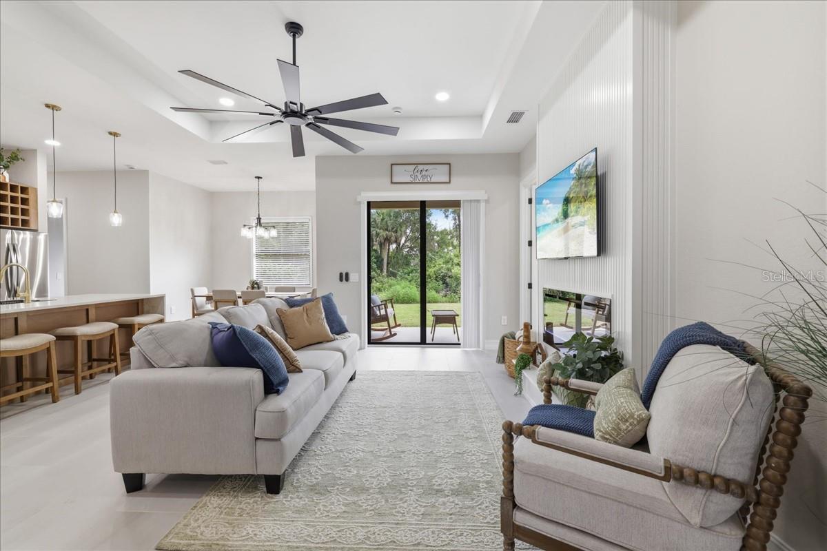 Image 12 of 46 For 810 Sentinela Boulevard