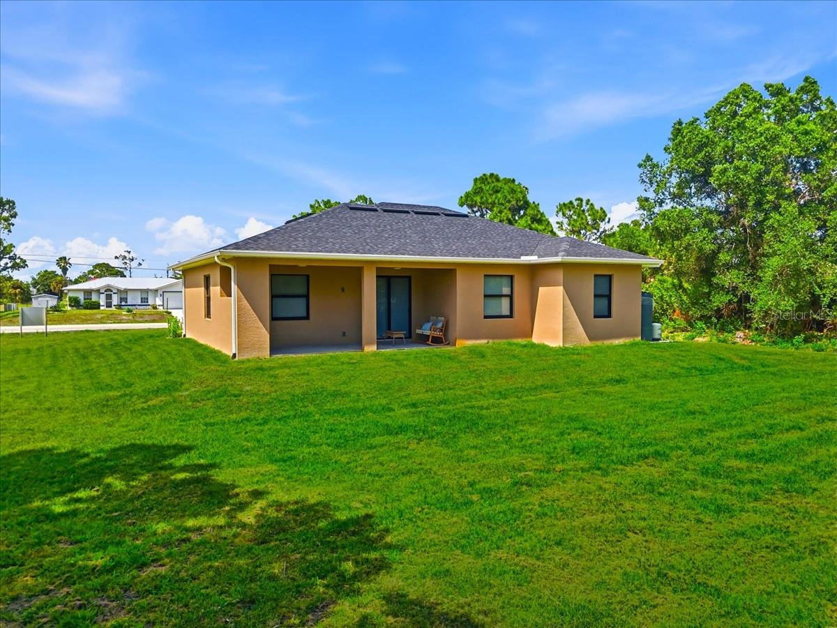 Image 41 of 46 For 810 Sentinela Boulevard
