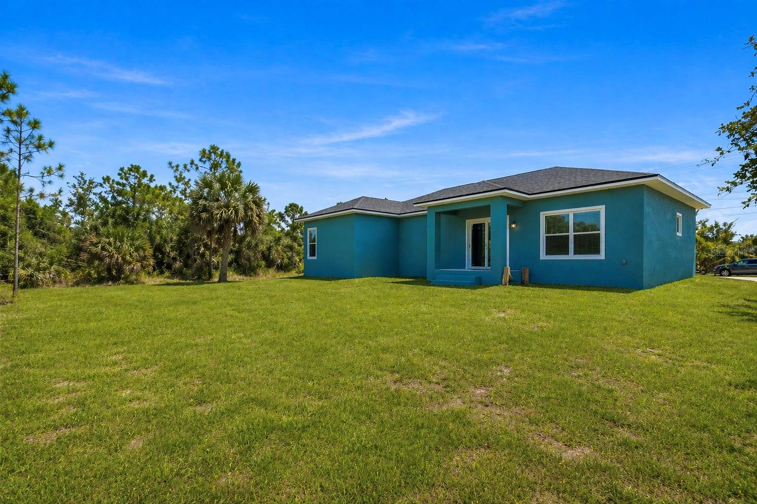 Image 30 of 40 For 15473 Lakeland Circle