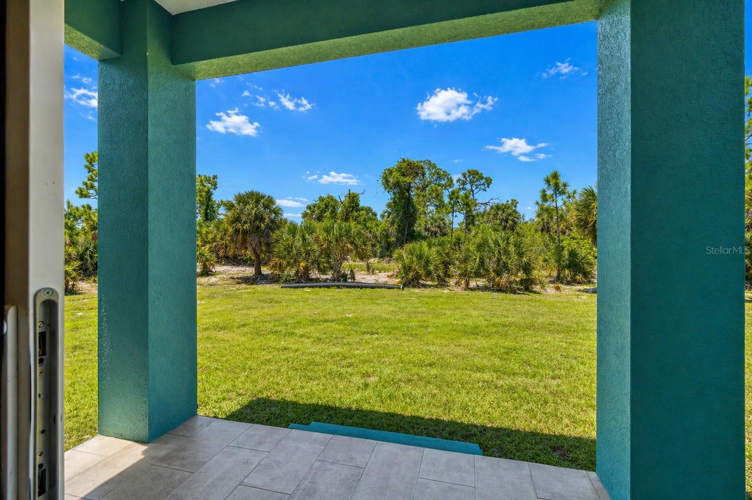 Image 33 of 40 For 15473 Lakeland Circle