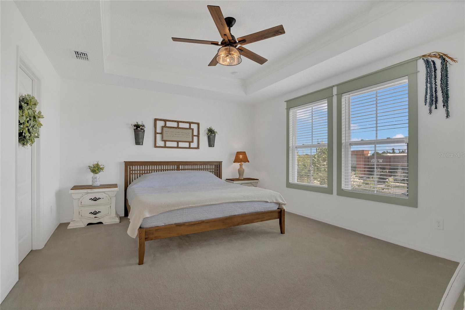 Image 10 of 32 For 15518 Sunquat Drive