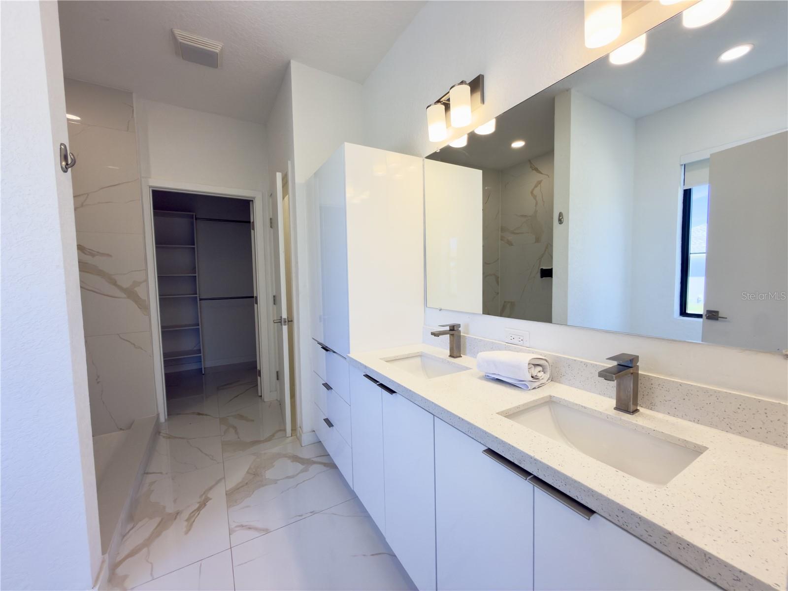 Image 15 of 23 For 6380 Chorus Drive