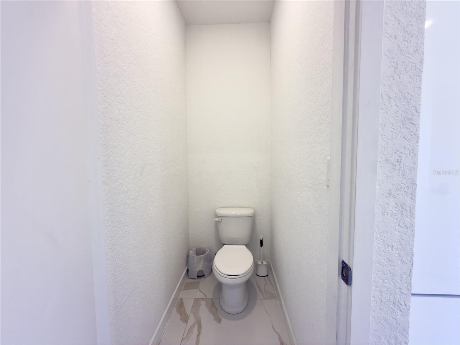 Image 18 of 23 For 6380 Chorus Drive