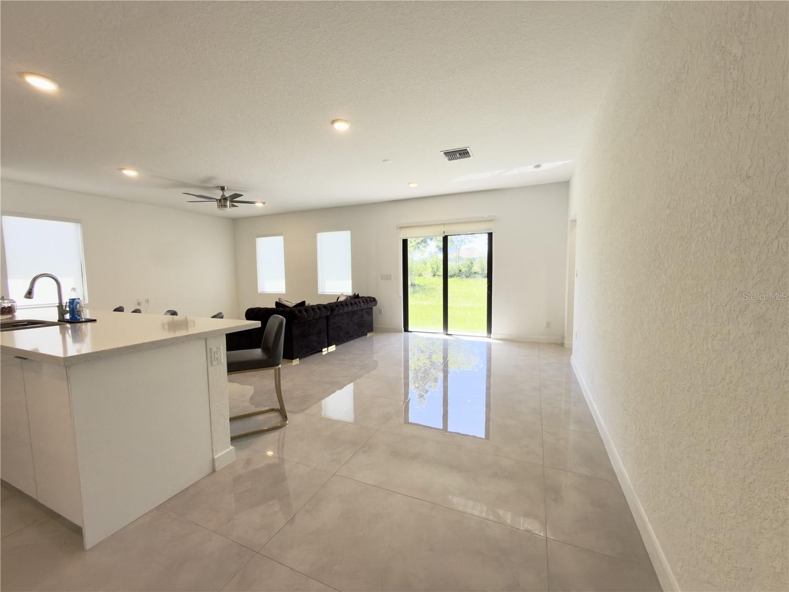 Image 5 of 23 For 6380 Chorus Drive