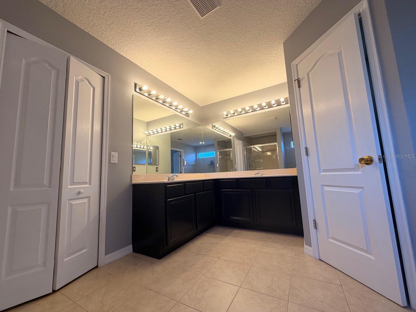 Image 14 of 31 For 5768 Los Palma Vista Drive