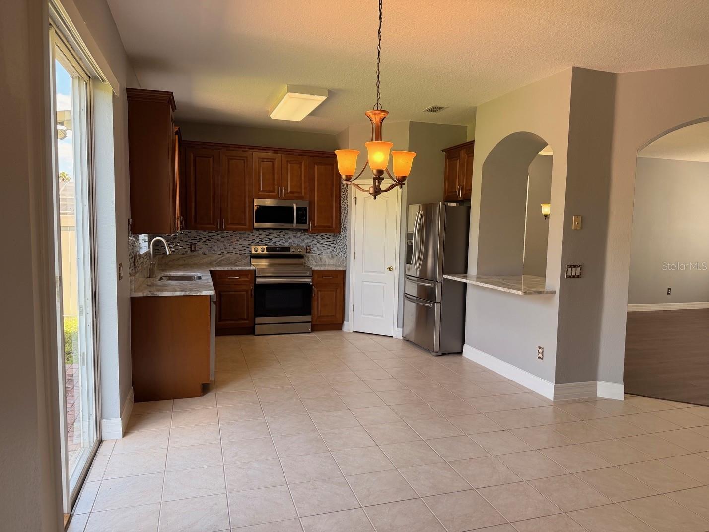 Image 7 of 31 For 5768 Los Palma Vista Drive