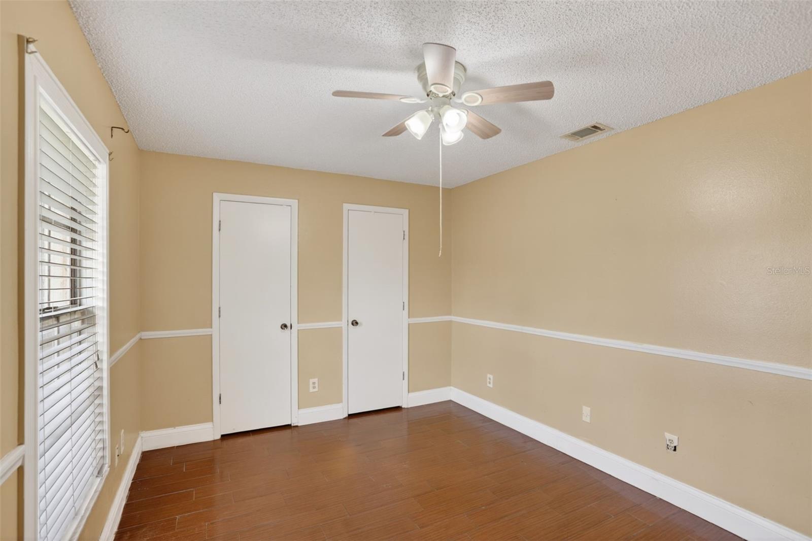 Image 11 of 36 For 7636 Dundas Drive