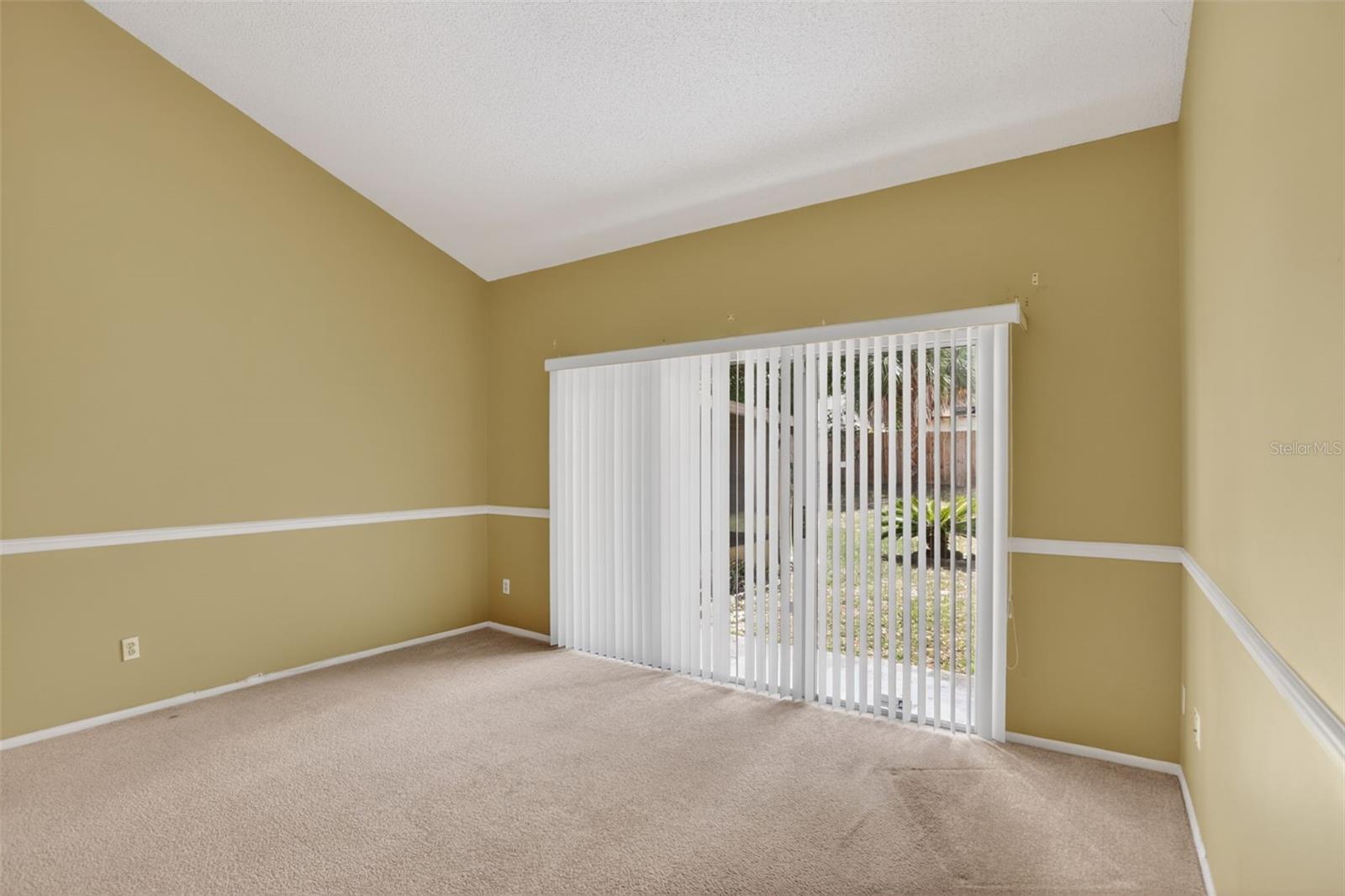 Image 15 of 36 For 7636 Dundas Drive