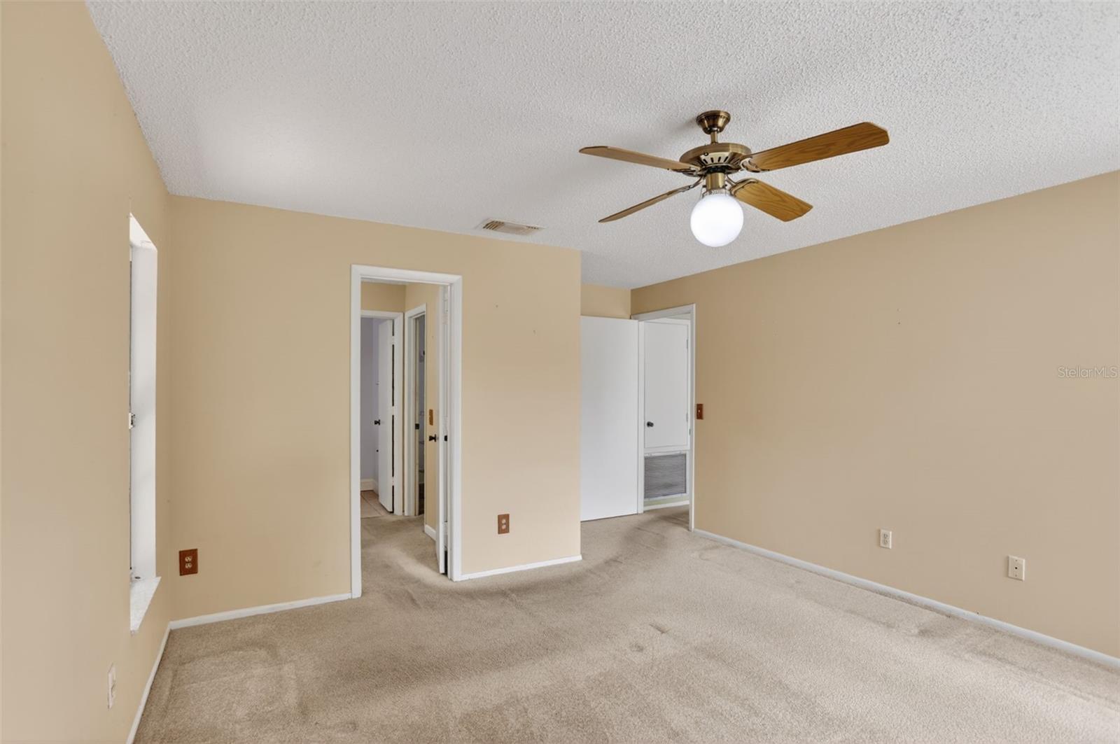 Image 24 of 36 For 7636 Dundas Drive