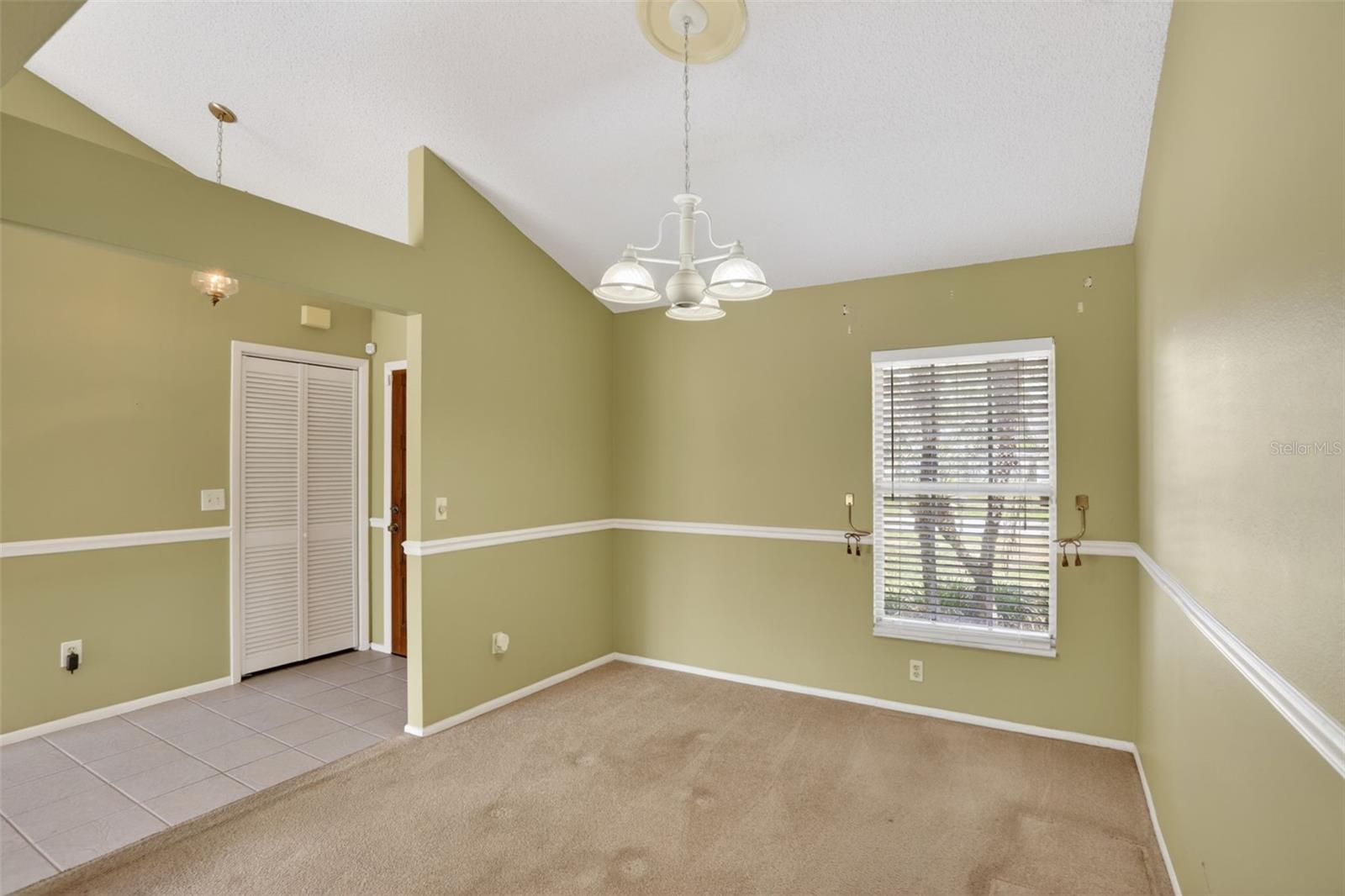 Image 28 of 36 For 7636 Dundas Drive