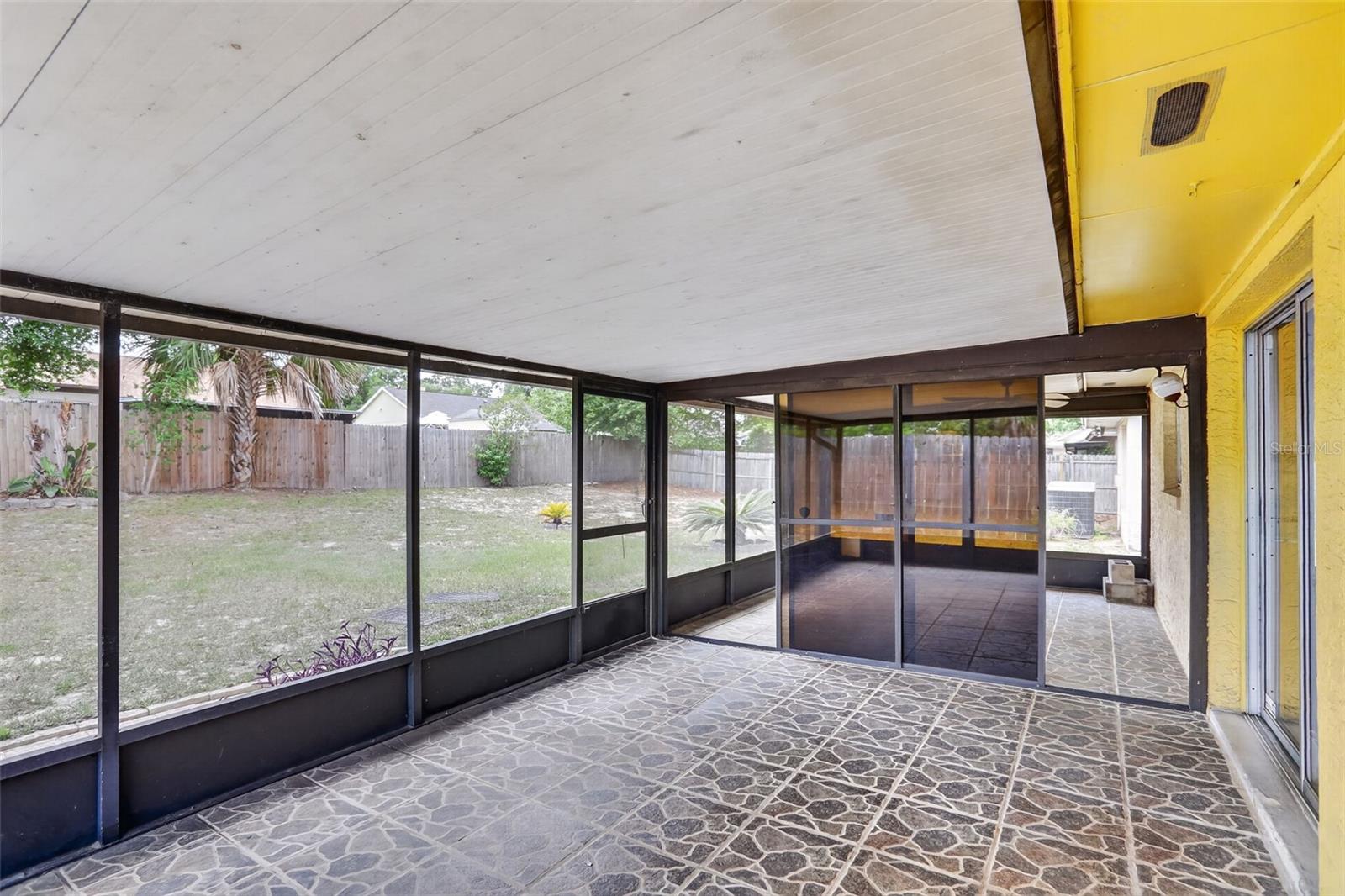 Image 31 of 36 For 7636 Dundas Drive