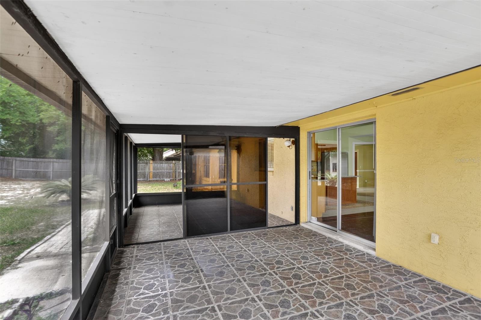 Image 32 of 36 For 7636 Dundas Drive