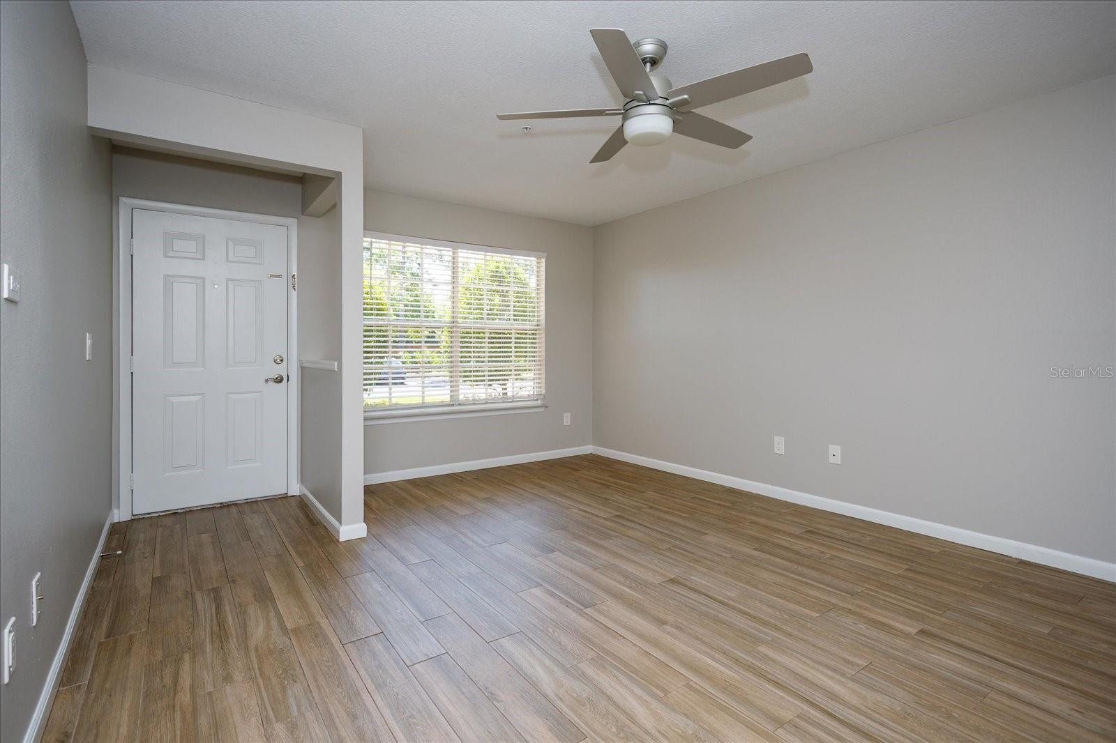 Image 2 of 17 For 176 Reserve Circle 108