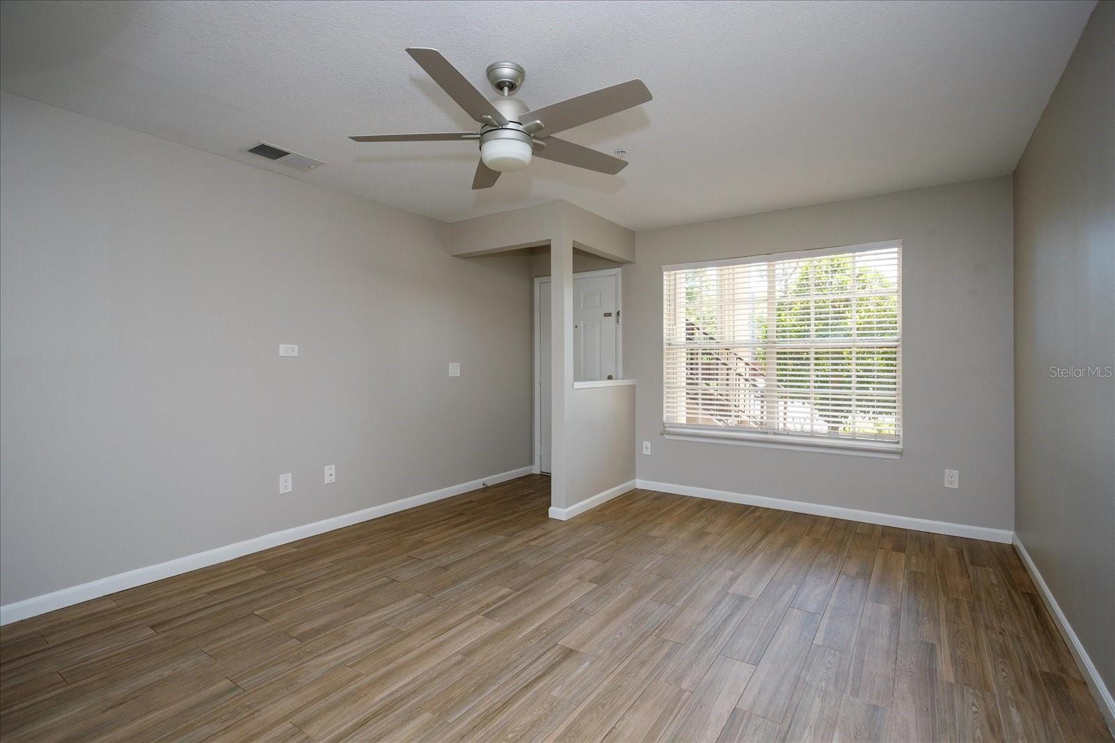 Image 3 of 17 For 176 Reserve Circle 108