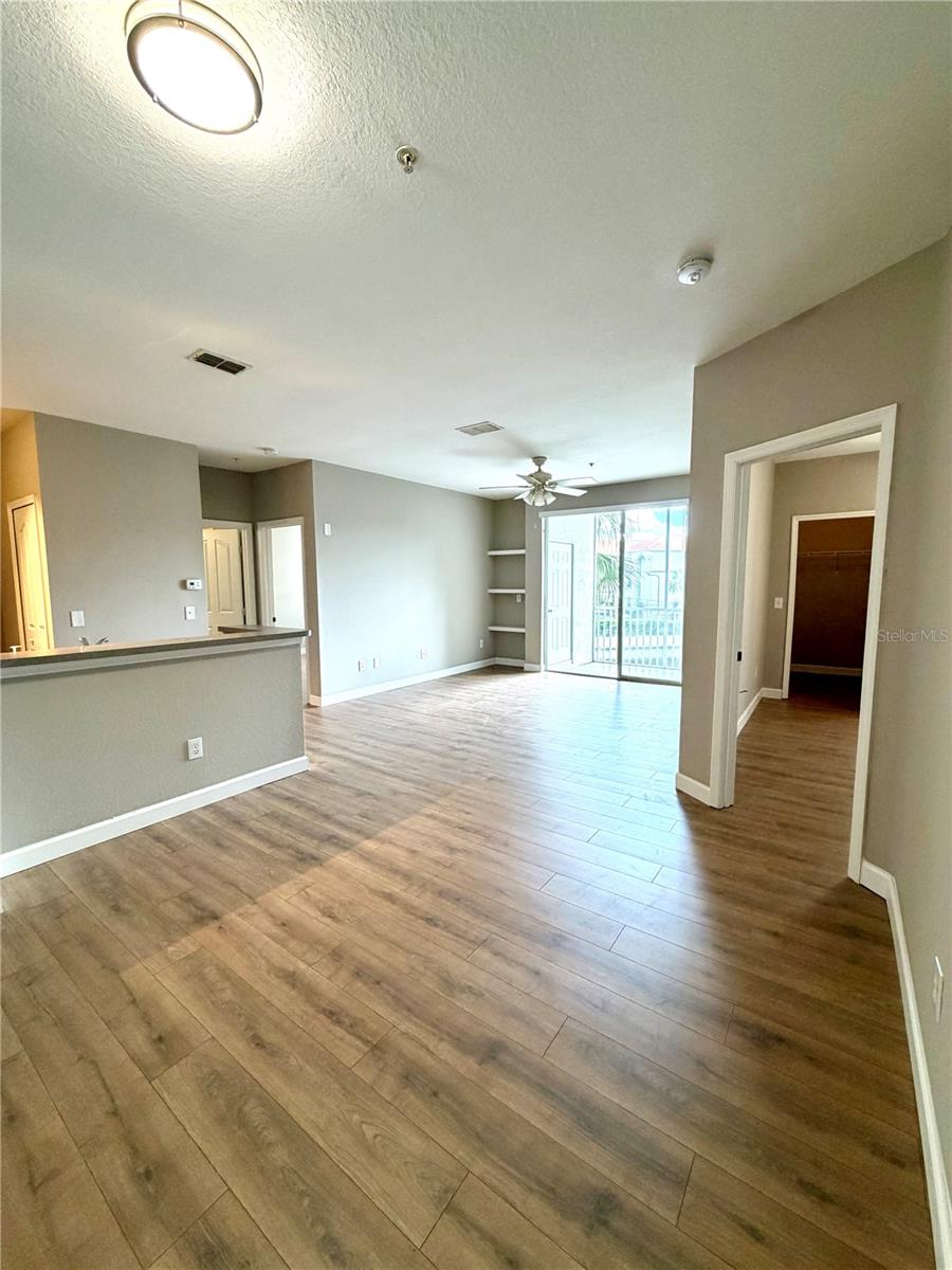 Image 3 of 14 For 2639 Maitland Crossing Way 206