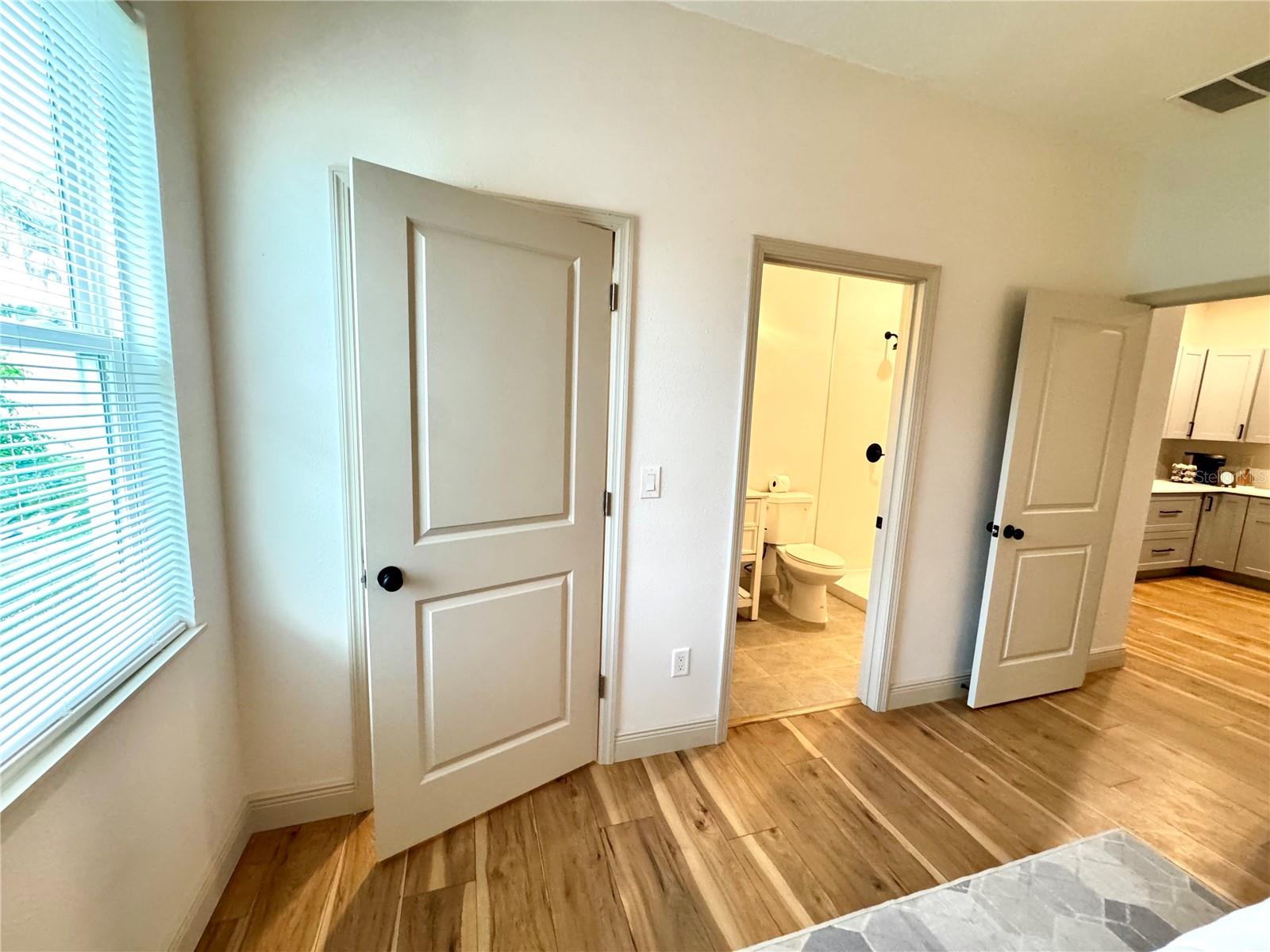 Image 15 of 33 For 1377 7th Street