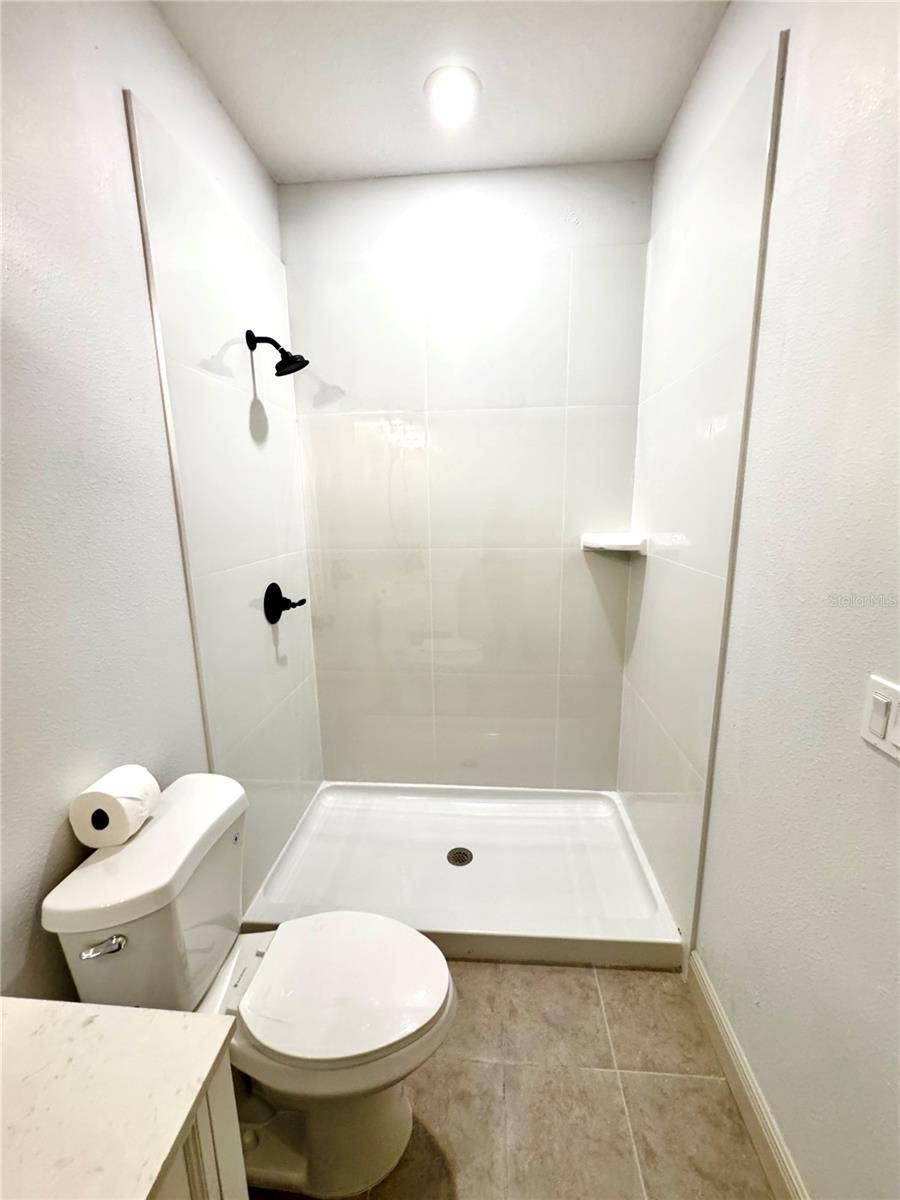 Image 18 of 33 For 1377 7th Street