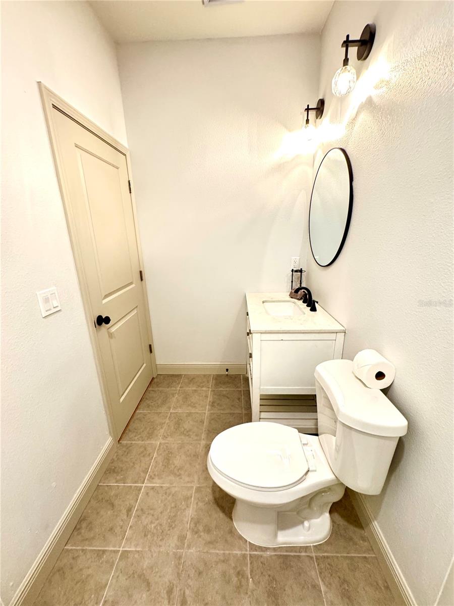 Image 20 of 33 For 1377 7th Street