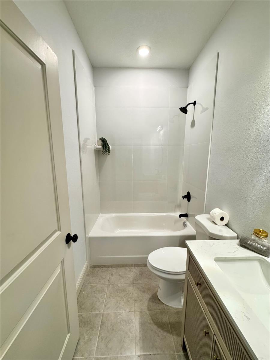 Image 26 of 33 For 1377 7th Street