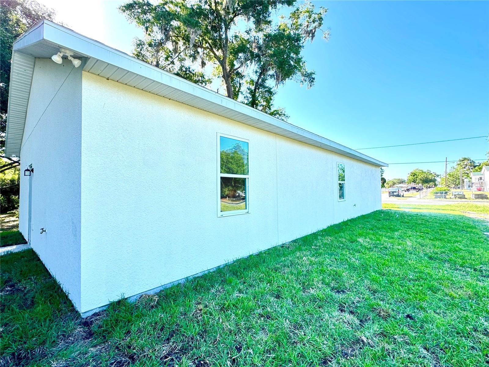 Image 32 of 33 For 1377 7th Street