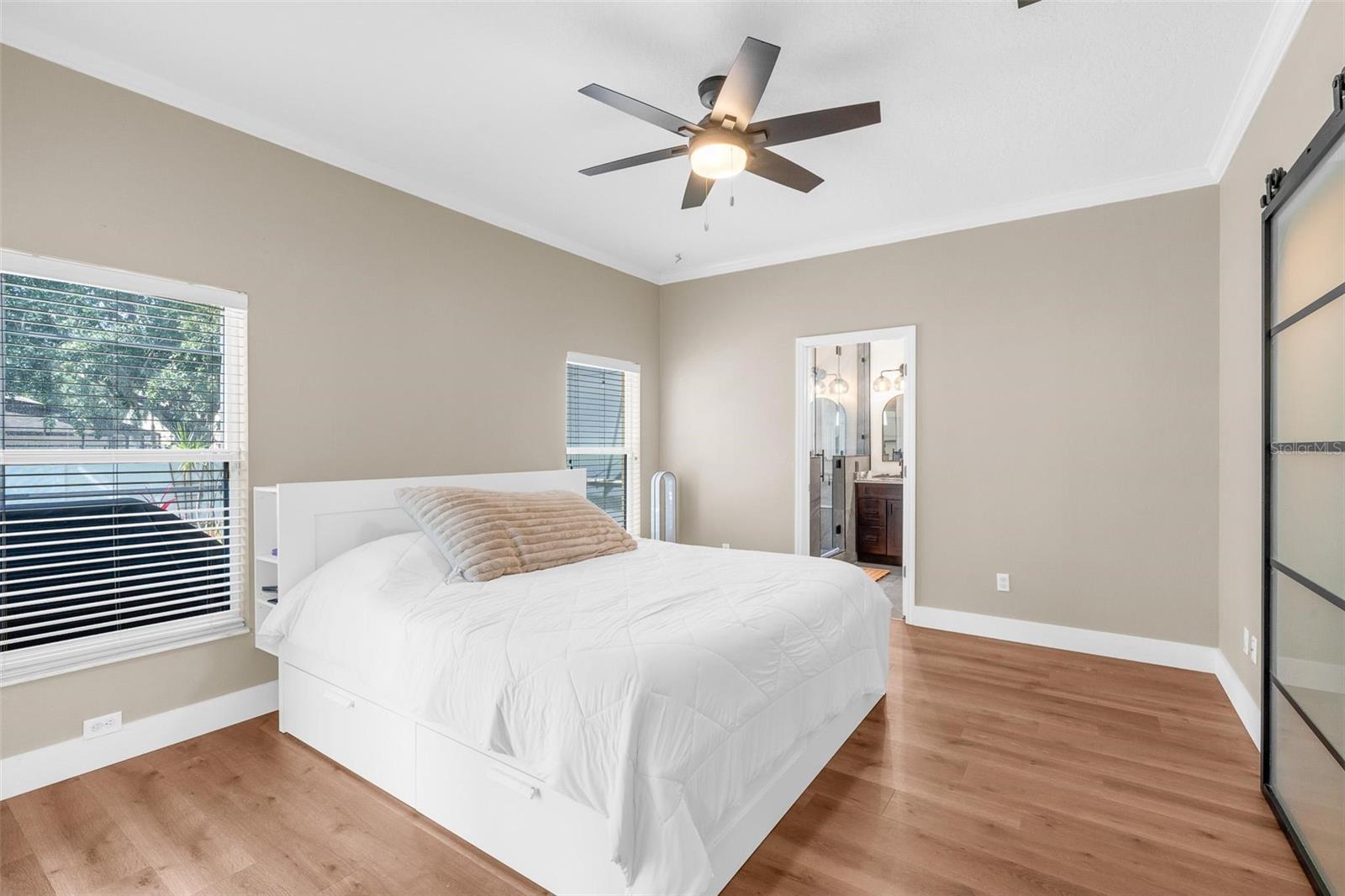Image 15 of 48 For 13842 Orange Crest Drive