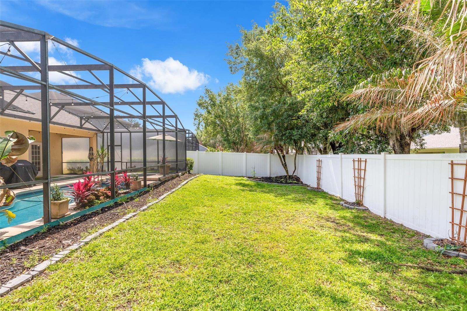 Image 35 of 48 For 13842 Orange Crest Drive