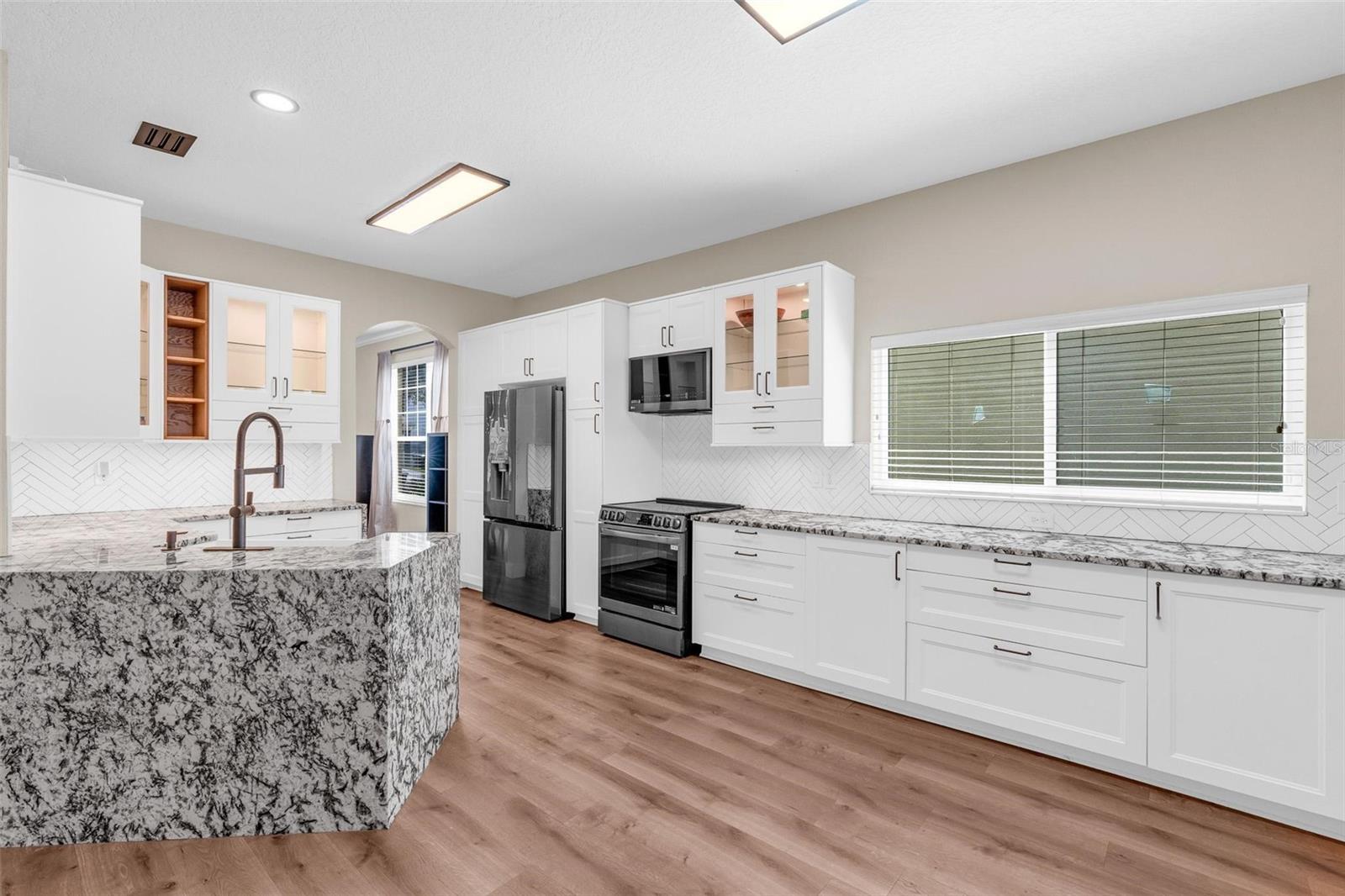 Image 9 of 48 For 13842 Orange Crest Drive