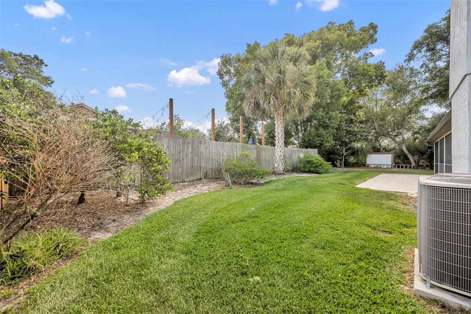 Image 29 of 33 For 653 Yorkshire Drive