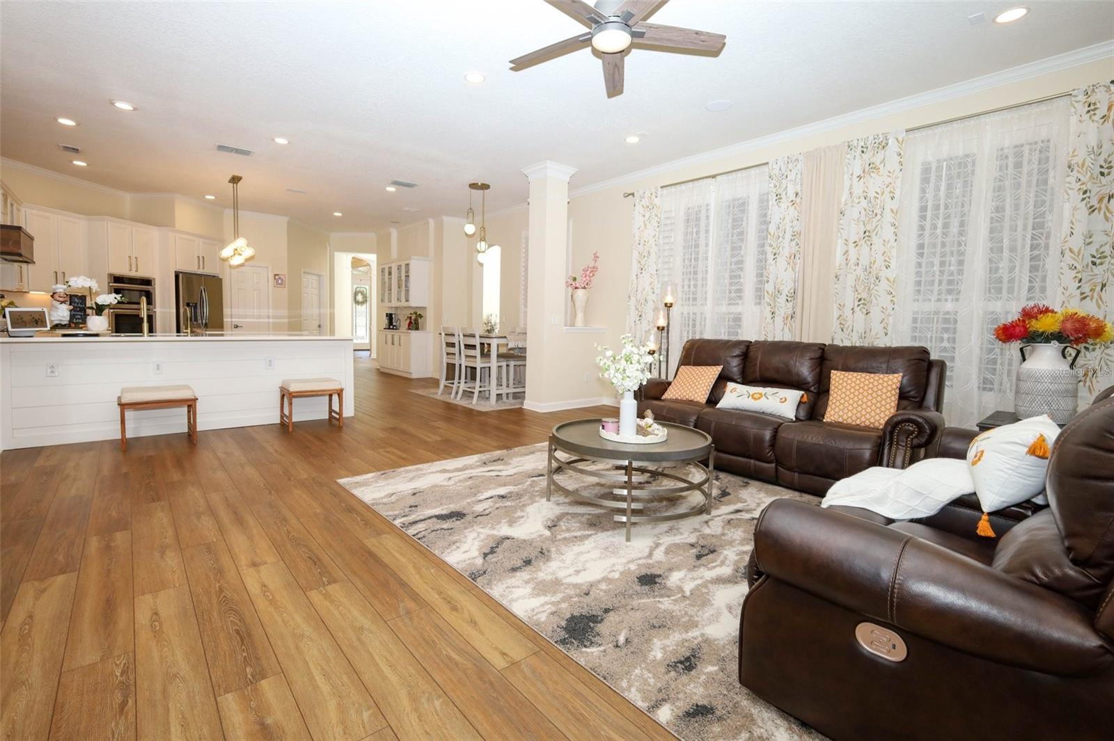 Image 35 of 72 For 836 Woodbark Cove