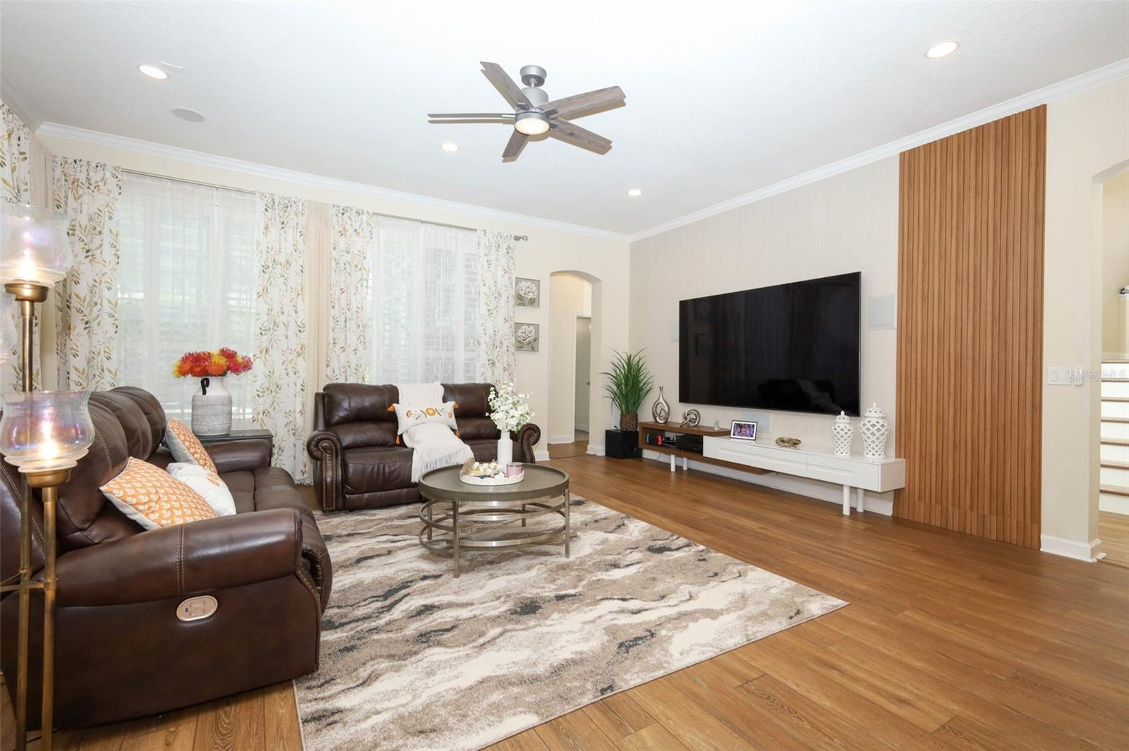 Image 37 of 72 For 836 Woodbark Cove