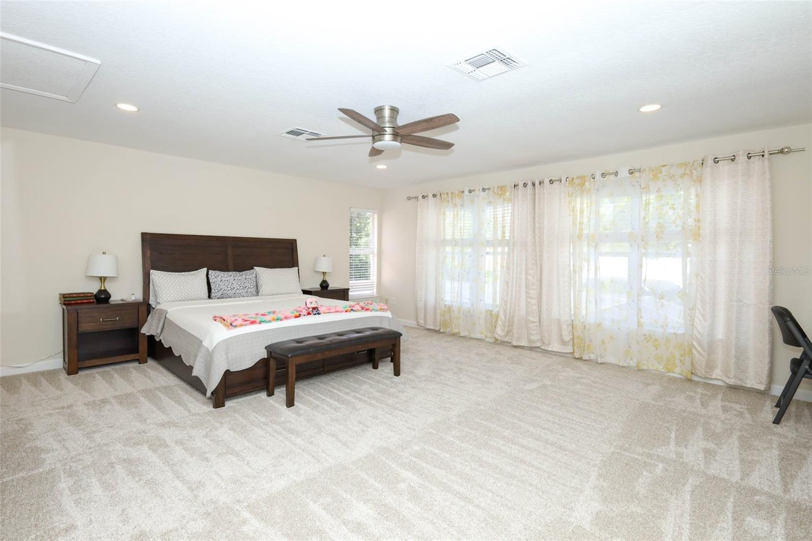 Image 46 of 72 For 836 Woodbark Cove