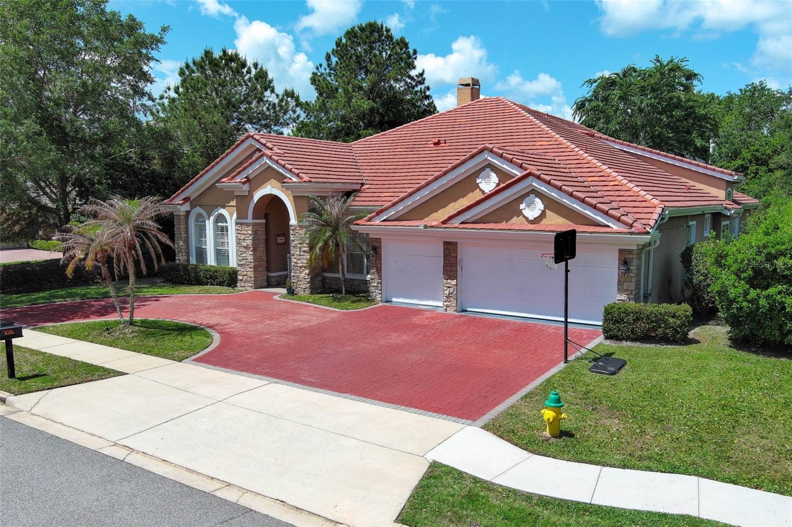 Image 5 of 72 For 836 Woodbark Cove