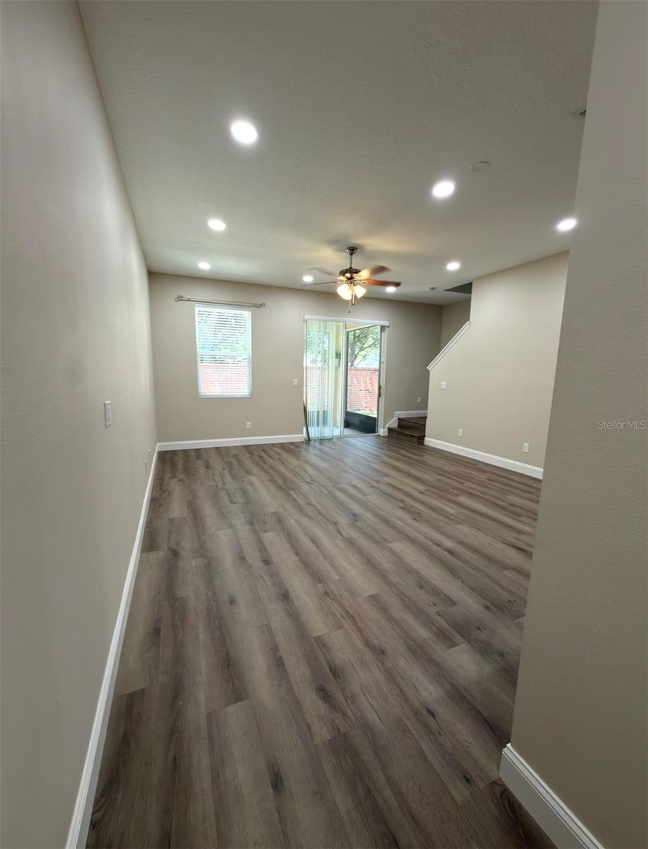 Image 10 of 21 For 1562 Plumeria Place