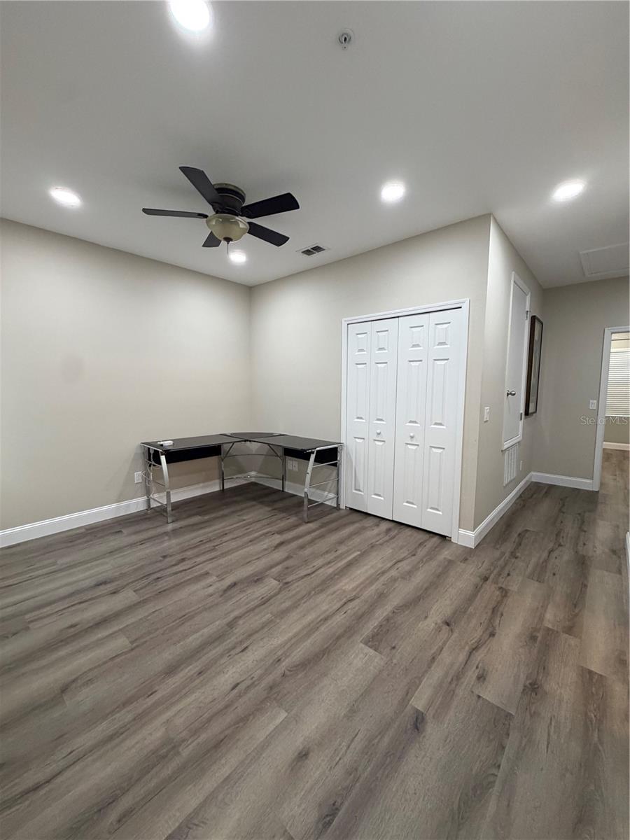 Image 16 of 21 For 1562 Plumeria Place