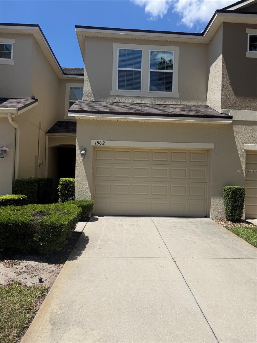 Image 3 of 21 For 1562 Plumeria Place