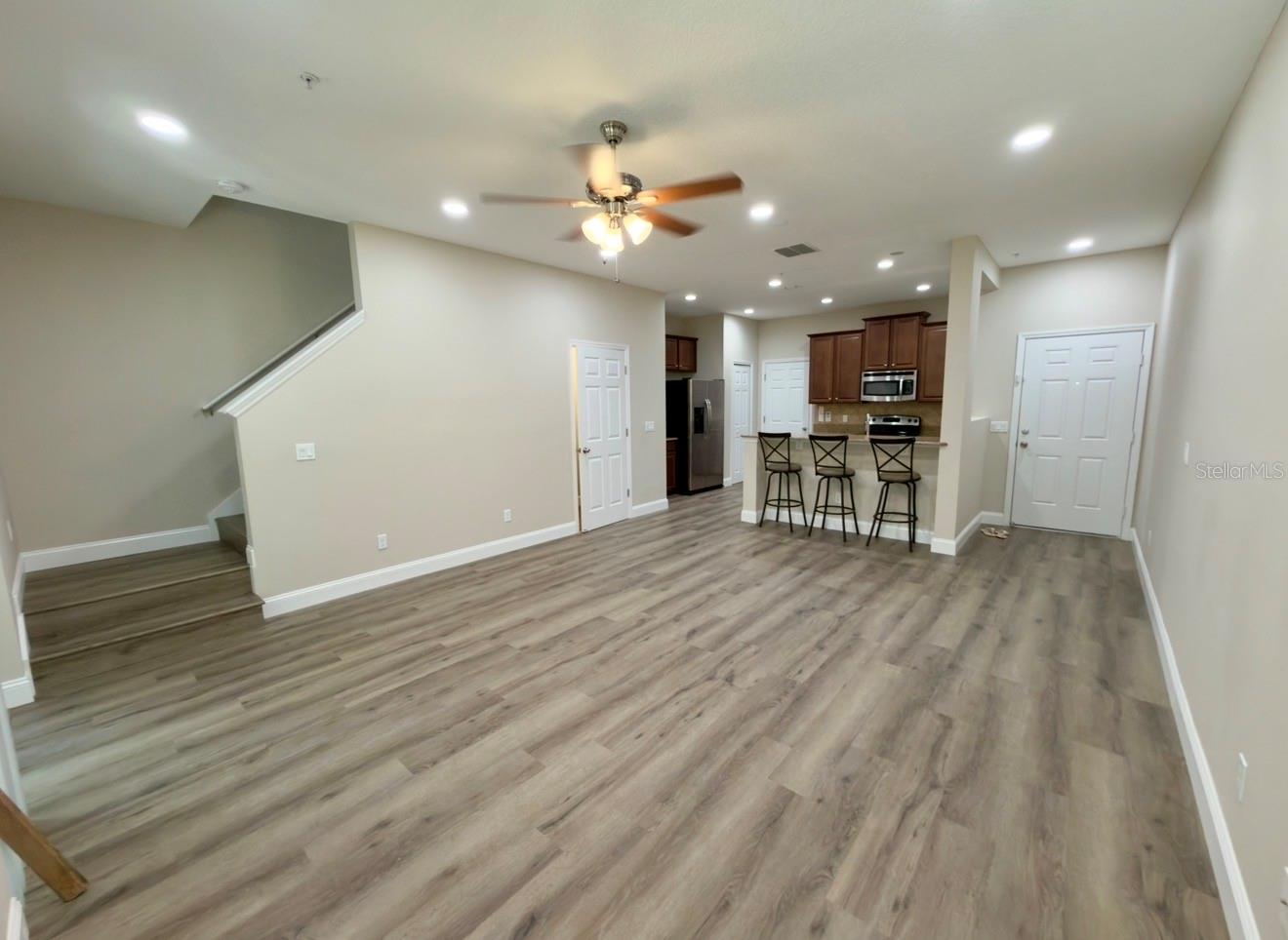 Image 4 of 21 For 1562 Plumeria Place