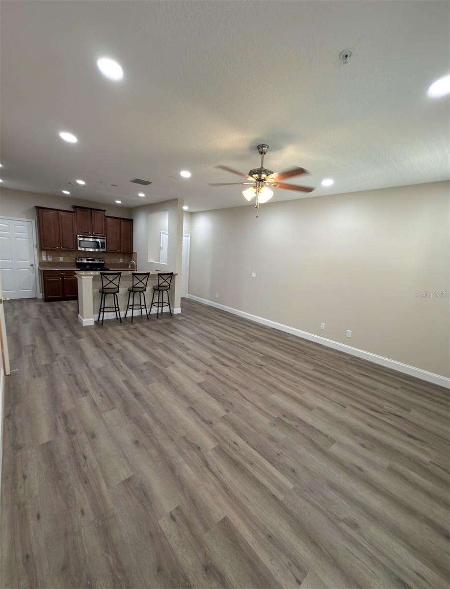 Image 9 of 21 For 1562 Plumeria Place