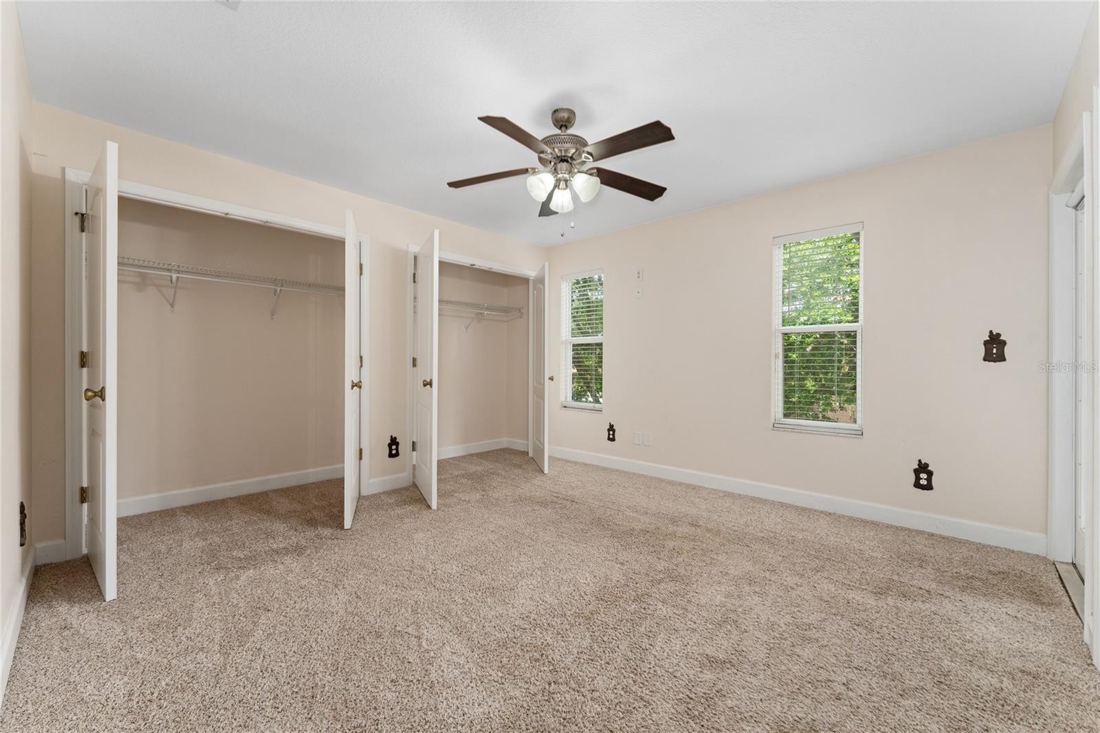 Image 19 of 38 For 2613 Park Avenue